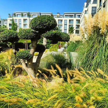 Azur Pearl By Rv Апартаменти